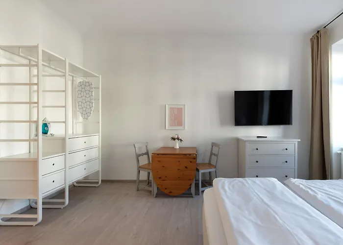 Studio Apartment Near University